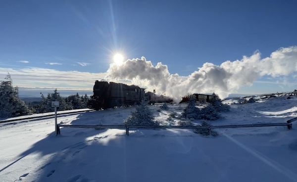 Harzer Schmalspurbahn auf dem Weg zum Brocken